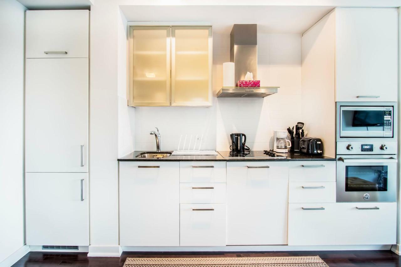 Micasa Suites - Modern Executive Condo Торонто Екстер'єр фото
