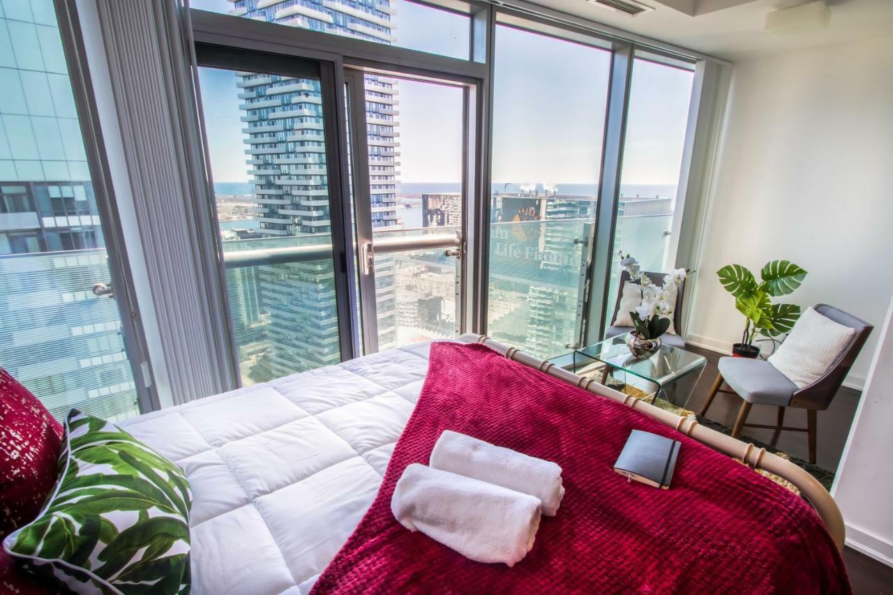 Micasa Suites - Modern Executive Condo Торонто Екстер'єр фото